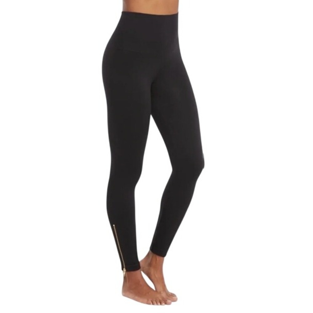 Spanx Womens M Black Look At Me Now Seamless Side Zip Leggings